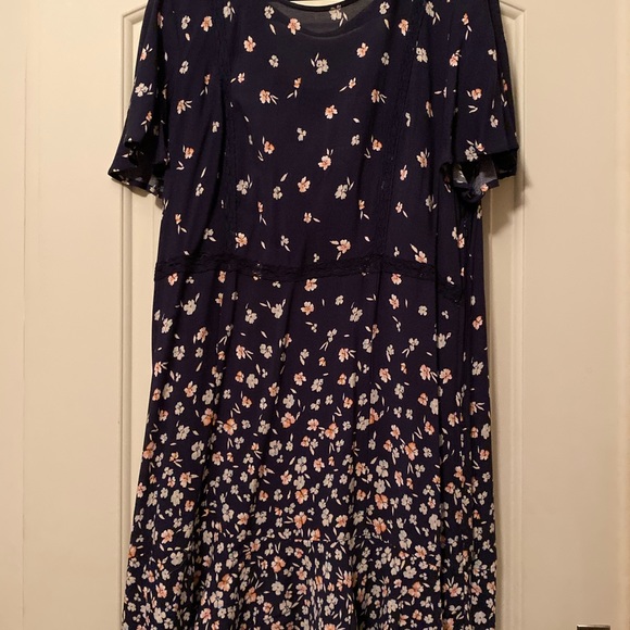 Xhilaration Floral Dress - Picture 1 of 4
